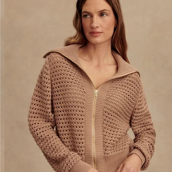 Varley Eloise Zip-through knit in warm taupe - Picture 3 of 8